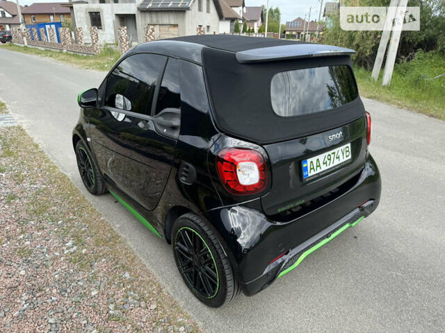 Чорний Смарт Fortwo, об'ємом двигуна 0 л та пробігом 35 тис. км за 11800 $, фото 4 на Automoto.ua