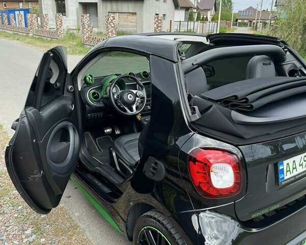 Чорний Смарт Fortwo, об'ємом двигуна 0 л та пробігом 35 тис. км за 11800 $, фото 29 на Automoto.ua