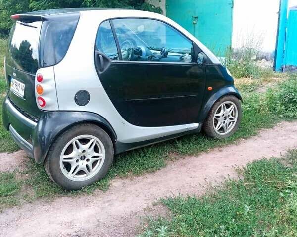 Чорний Смарт Fortwo, об'ємом двигуна 0.6 л та пробігом 186 тис. км за 2000 $, фото 2 на Automoto.ua