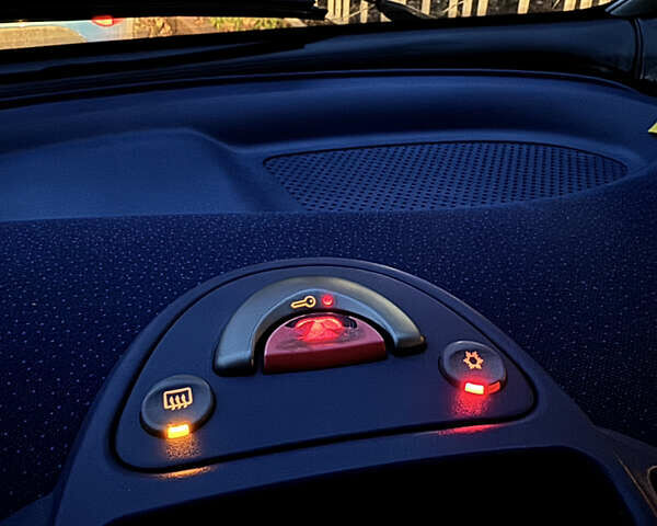 Чорний Смарт Fortwo, об'ємом двигуна 0.6 л та пробігом 232 тис. км за 2450 $, фото 12 на Automoto.ua