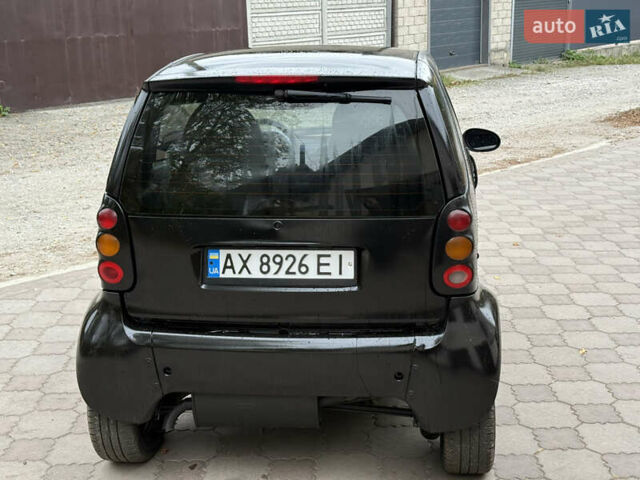 Смарт Fortwo 1999 у Дніпро (Дніпропетровську) на Automoto.ua Чорний Смарт Fortwo, об'ємом двигуна 0.6 л та пробігом 333 тис. км за 1950 $, фото 5 на Automoto.ua