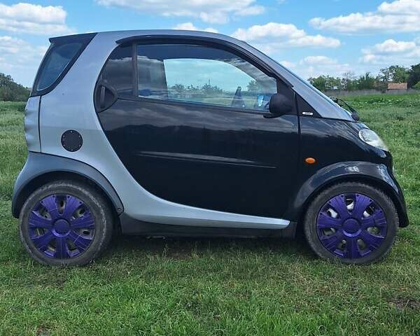 Чорний Смарт Fortwo, об'ємом двигуна 0 л та пробігом 192 тис. км за 3000 $, фото 3 на Automoto.ua