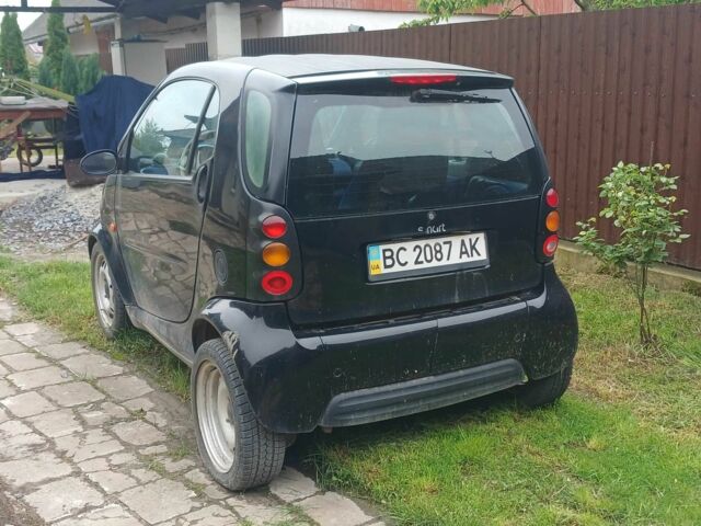 Чорний Смарт Fortwo, об'ємом двигуна 0.6 л та пробігом 212 тис. км за 3000 $, фото 4 на Automoto.ua
