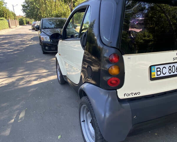 Чорний Смарт Fortwo, об'ємом двигуна 0.6 л та пробігом 182 тис. км за 2500 $, фото 6 на Automoto.ua