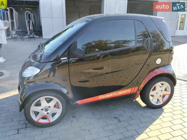Чорний Смарт Fortwo, об'ємом двигуна 0.6 л та пробігом 148 тис. км за 2700 $, фото 2 на Automoto.ua