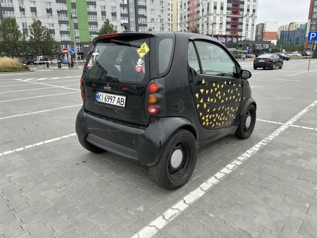 Чорний Смарт Fortwo, об'ємом двигуна 0.6 л та пробігом 257 тис. км за 1848 $, фото 5 на Automoto.ua