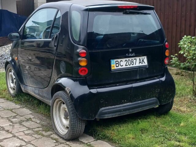 Чорний Смарт Fortwo, об'ємом двигуна 0.6 л та пробігом 212 тис. км за 3000 $, фото 2 на Automoto.ua
