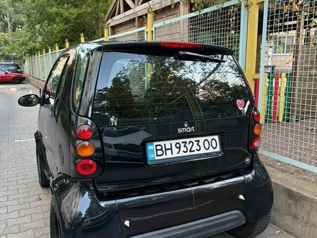 Чорний Смарт Fortwo, об'ємом двигуна 0.6 л та пробігом 205 тис. км за 2500 $, фото 1 на Automoto.ua