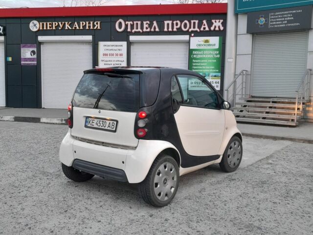 Чорний Смарт Fortwo, об'ємом двигуна 8 л та пробігом 280 тис. км за 3489 $, фото 4 на Automoto.ua