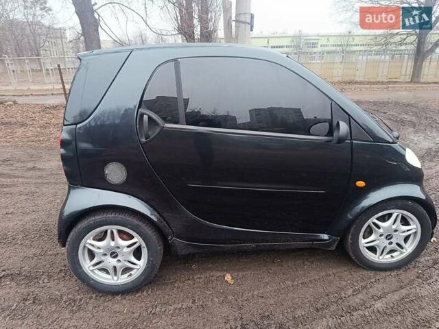Чорний Смарт Fortwo, об'ємом двигуна 0.6 л та пробігом 170 тис. км за 2900 $, фото 1 на Automoto.ua