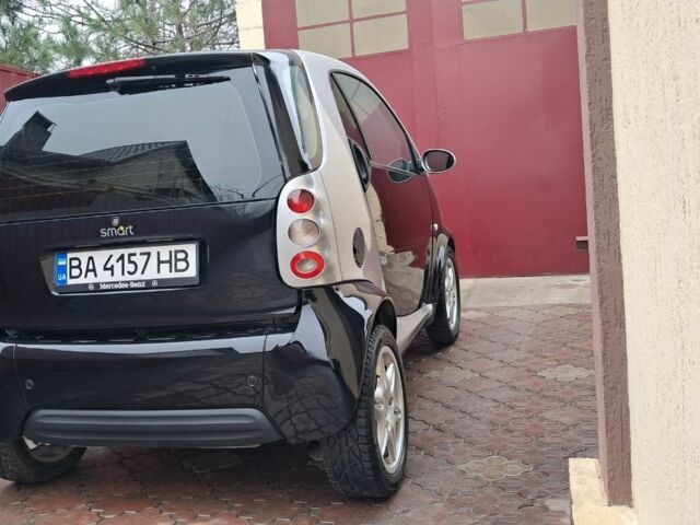 Чорний Смарт Fortwo, об'ємом двигуна 0.6 л та пробігом 174 тис. км за 3500 $, фото 2 на Automoto.ua