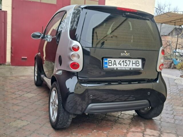 Чорний Смарт Fortwo, об'ємом двигуна 0.6 л та пробігом 174 тис. км за 3500 $, фото 3 на Automoto.ua