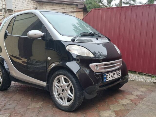 Чорний Смарт Fortwo, об'ємом двигуна 0.6 л та пробігом 174 тис. км за 3500 $, фото 4 на Automoto.ua
