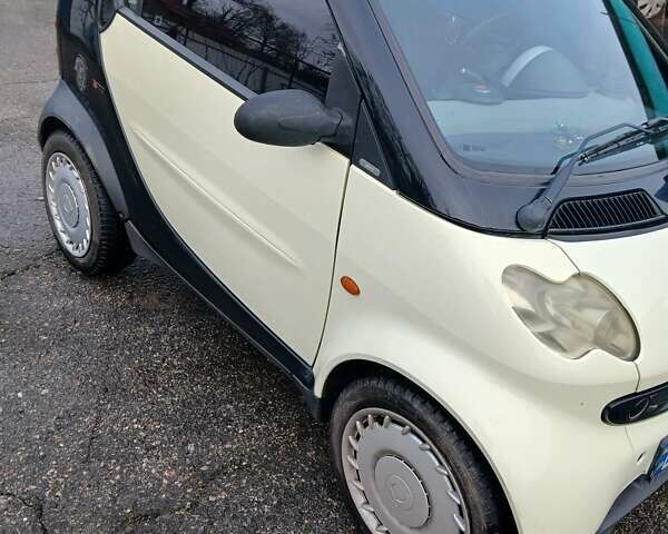 Черный Смарт Форту, объемом двигателя 0.6 л и пробегом 133 тыс. км за 3200 $, фото 4 на Automoto.ua