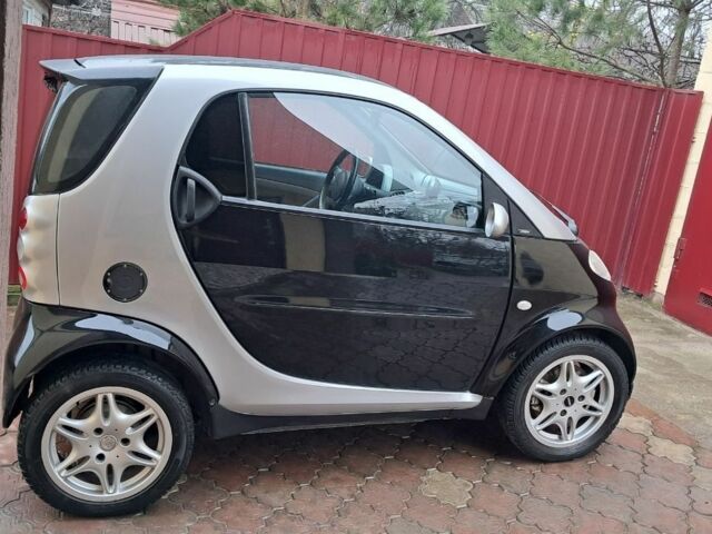 Чорний Смарт Fortwo, об'ємом двигуна 0.6 л та пробігом 174 тис. км за 3500 $, фото 6 на Automoto.ua