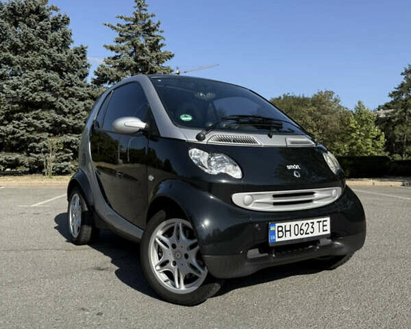 Чорний Смарт Fortwo, об'ємом двигуна 0.7 л та пробігом 159 тис. км за 3500 $, фото 1 на Automoto.ua