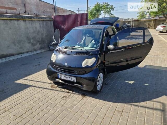 Чорний Смарт Fortwo, об'ємом двигуна 0 л та пробігом 661 тис. км за 3215 $, фото 6 на Automoto.ua