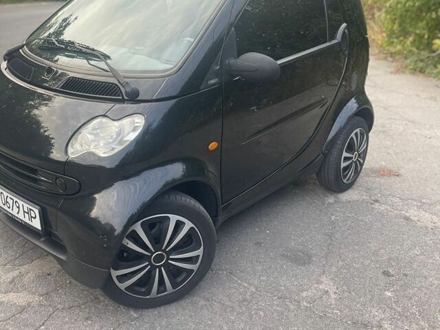 Чорний Смарт Fortwo, об'ємом двигуна 0.7 л та пробігом 64 тис. км за 3200 $, фото 1 на Automoto.ua