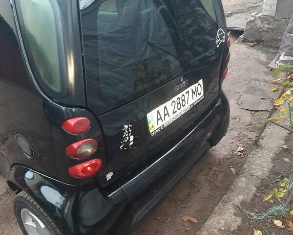 Чорний Смарт Fortwo, об'ємом двигуна 0.7 л та пробігом 209 тис. км за 2850 $, фото 4 на Automoto.ua