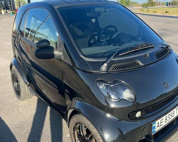 Чорний Смарт Fortwo, об'ємом двигуна 0.7 л та пробігом 237 тис. км за 3200 $, фото 8 на Automoto.ua
