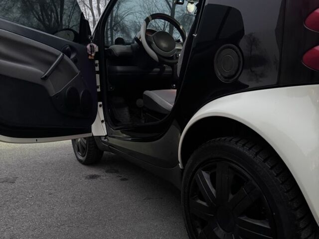 Черный Смарт Форту, объемом двигателя 0.7 л и пробегом 175 тыс. км за 3000 $, фото 10 на Automoto.ua