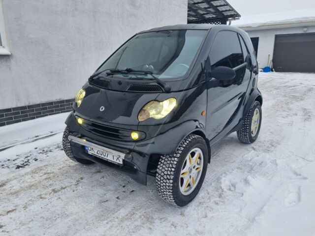 Чорний Смарт Fortwo, об'ємом двигуна 0.7 л та пробігом 154 тис. км за 3999 $, фото 6 на Automoto.ua