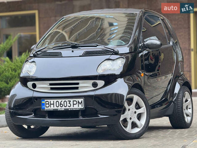 Чорний Смарт Fortwo, об'ємом двигуна 0.7 л та пробігом 199 тис. км за 3700 $, фото 1 на Automoto.ua