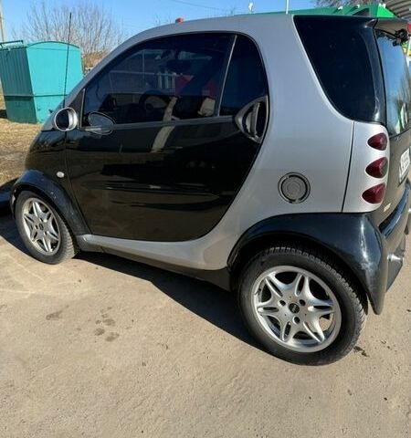 Чорний Смарт Fortwo, об'ємом двигуна 0.7 л та пробігом 197 тис. км за 3200 $, фото 3 на Automoto.ua
