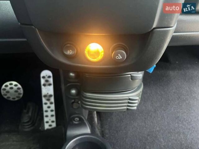 Черный Смарт Форту, объемом двигателя 0.7 л и пробегом 222 тыс. км за 4490 $, фото 13 на Automoto.ua