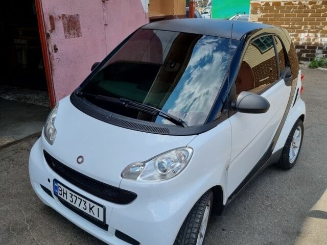 Чорний Смарт Fortwo, об'ємом двигуна 1 л та пробігом 105 тис. км за 5200 $, фото 2 на Automoto.ua