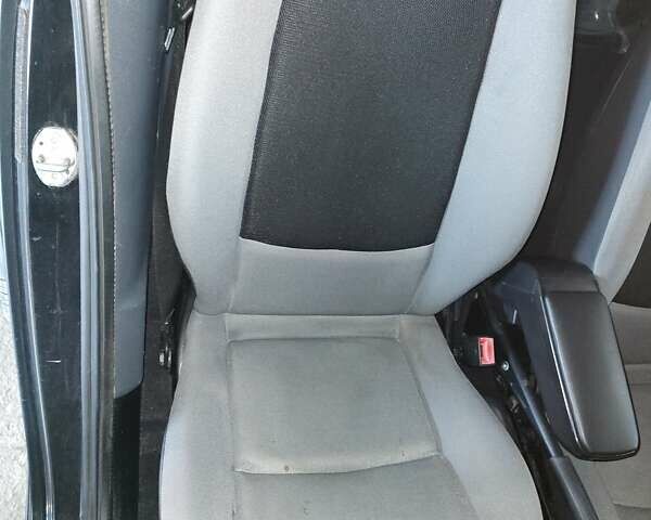 Чорний Смарт Fortwo, об'ємом двигуна 1 л та пробігом 184 тис. км за 4650 $, фото 8 на Automoto.ua