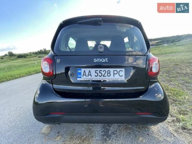 Чорний Смарт Fortwo, об'ємом двигуна 1 л та пробігом 44 тис. км за 11300 $, фото 5 на Automoto.ua
