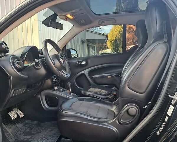 Чорний Смарт Fortwo, об'ємом двигуна 1 л та пробігом 80 тис. км за 11400 $, фото 21 на Automoto.ua