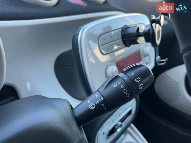 Черный Смарт Форту, объемом двигателя 1 л и пробегом 74 тыс. км за 9990 $, фото 19 на Automoto.ua