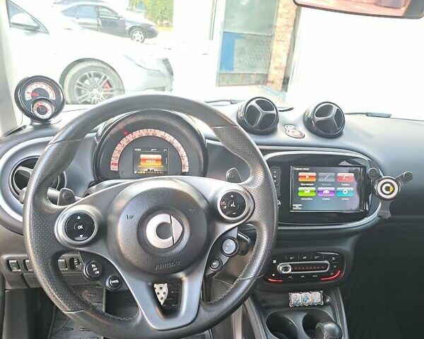 Чорний Смарт Fortwo, об'ємом двигуна 1 л та пробігом 80 тис. км за 11400 $, фото 25 на Automoto.ua