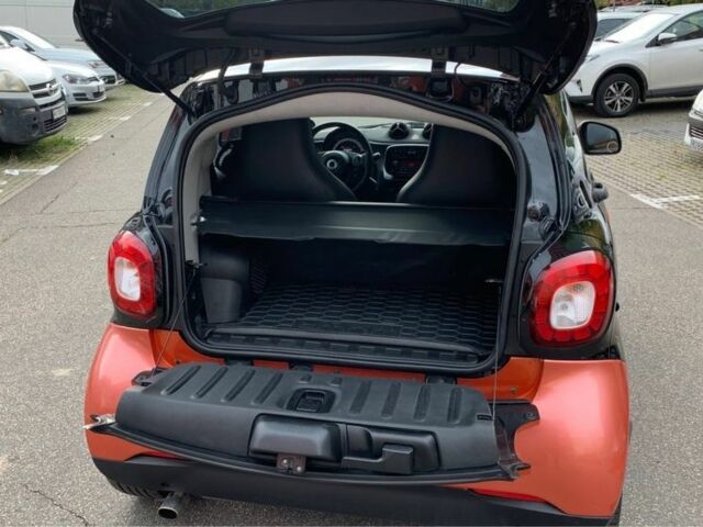 Чорний Смарт Fortwo, об'ємом двигуна 1 л та пробігом 116 тис. км за 8800 $, фото 2 на Automoto.ua
