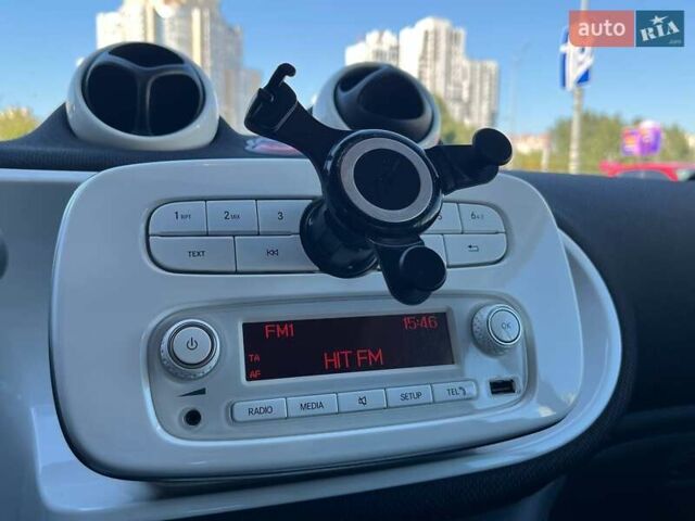 Черный Смарт Форту, объемом двигателя 1 л и пробегом 74 тыс. км за 9990 $, фото 22 на Automoto.ua