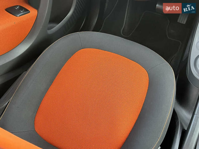 Черный Смарт Форту, объемом двигателя 1 л и пробегом 77 тыс. км за 7650 $, фото 20 на Automoto.ua