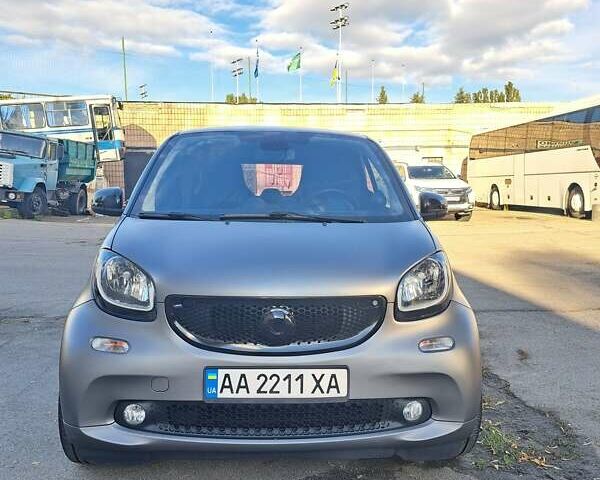 Чорний Смарт Fortwo, об'ємом двигуна 1 л та пробігом 80 тис. км за 11400 $, фото 4 на Automoto.ua