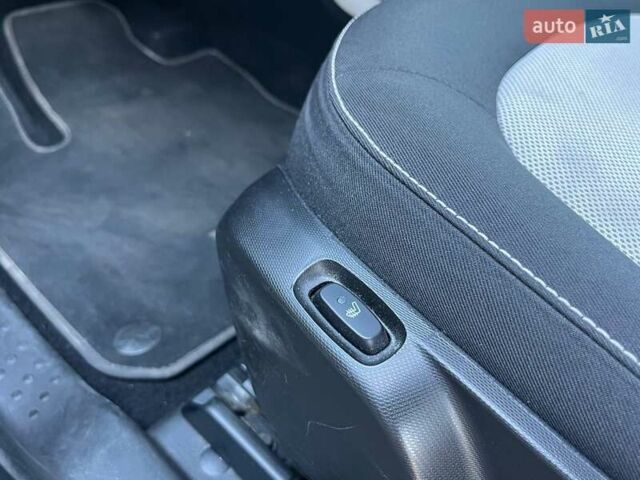 Черный Смарт Форту, объемом двигателя 1 л и пробегом 74 тыс. км за 9990 $, фото 15 на Automoto.ua