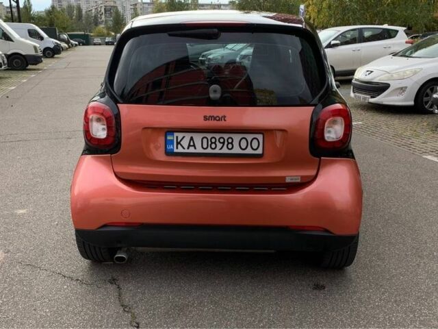 Чорний Смарт Fortwo, об'ємом двигуна 1 л та пробігом 116 тис. км за 8800 $, фото 1 на Automoto.ua