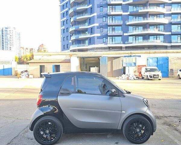 Чорний Смарт Fortwo, об'ємом двигуна 1 л та пробігом 80 тис. км за 11400 $, фото 8 на Automoto.ua