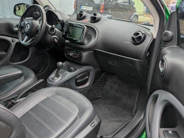 Черный Смарт Форту, объемом двигателя 0 л и пробегом 65 тыс. км за 8500 $, фото 3 на Automoto.ua