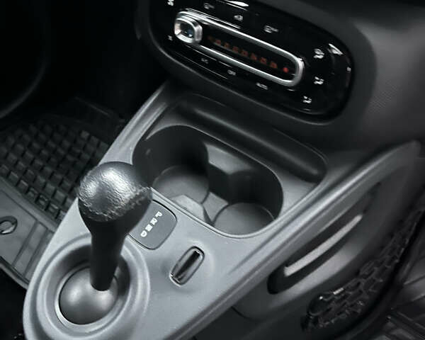 Черный Смарт Форту, объемом двигателя 0 л и пробегом 74 тыс. км за 8500 $, фото 10 на Automoto.ua