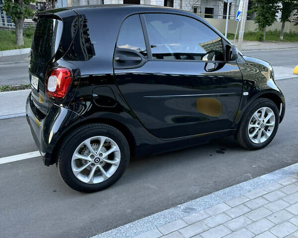 Чорний Смарт Fortwo, об'ємом двигуна 0 л та пробігом 8 тис. км за 12999 $, фото 23 на Automoto.ua