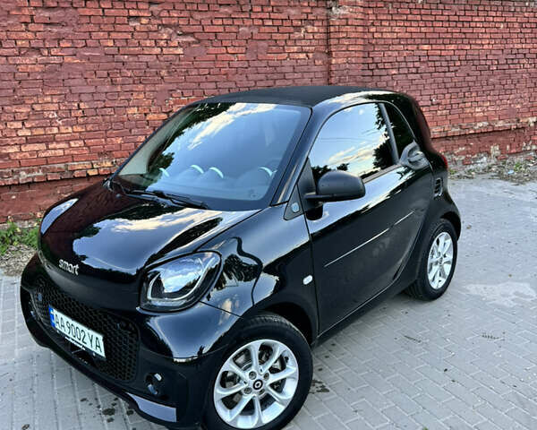 Чорний Смарт Fortwo, об'ємом двигуна 0 л та пробігом 8 тис. км за 12999 $, фото 2 на Automoto.ua