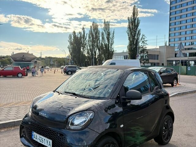 Чорний Смарт Fortwo, об'ємом двигуна 0 л та пробігом 66 тис. км за 8300 $, фото 8 на Automoto.ua