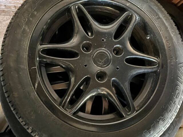 Коричневий Смарт Fortwo, об'ємом двигуна 0.6 л та пробігом 2 тис. км за 2900 $, фото 1 на Automoto.ua