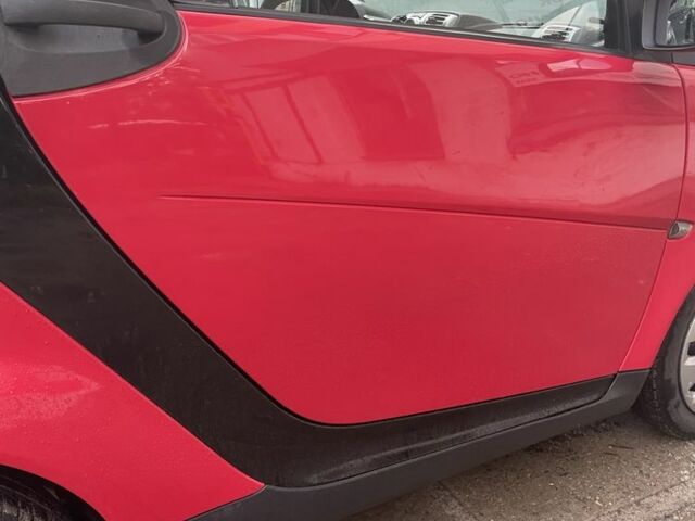 Красный Смарт Форту, объемом двигателя 1 л и пробегом 176 тыс. км за 4500 $, фото 7 на Automoto.ua