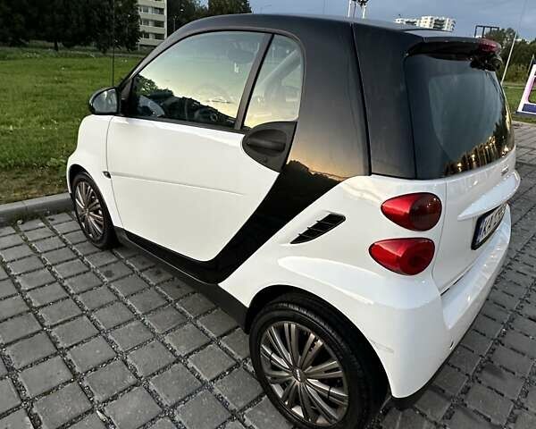 Смарт Fortwo, об'ємом двигуна 1 л та пробігом 128 тис. км за 6245 $, фото 6 на Automoto.ua